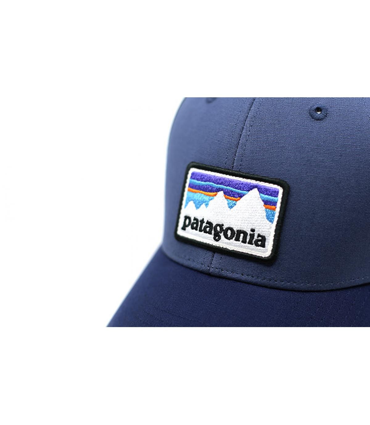 trucker Patagonia azul parche